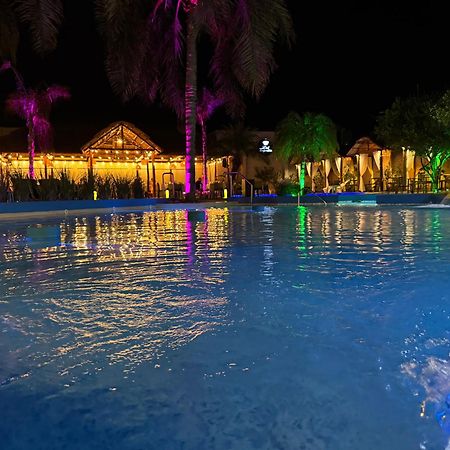Hotel Emperatriz Termas de Río Hondo Exterior foto