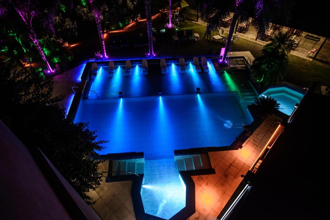 Hotel Emperatriz Termas de Río Hondo Exterior foto